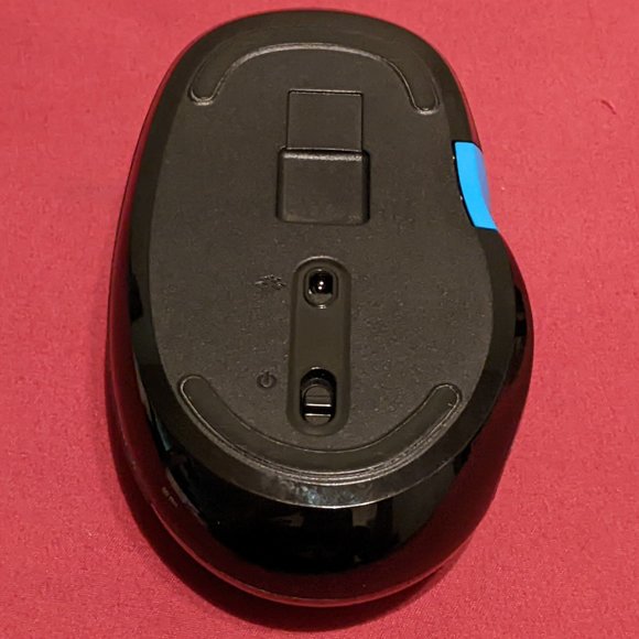 Microsoft Sculpt Comfort Wireless Bluetooth Optical Mouse*** - Picture 4 of 5